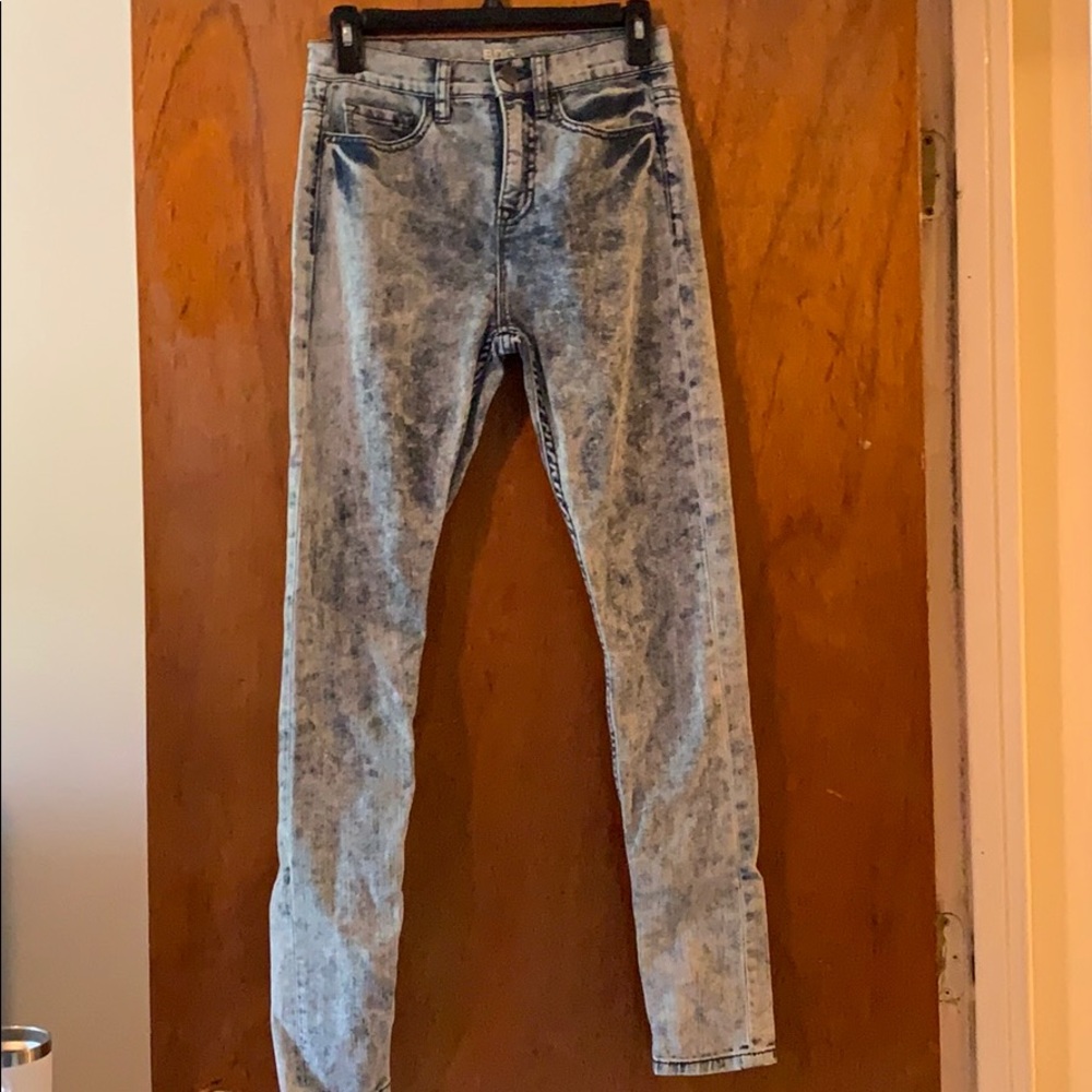 Urban outfitters acid wash, high waisted jeans